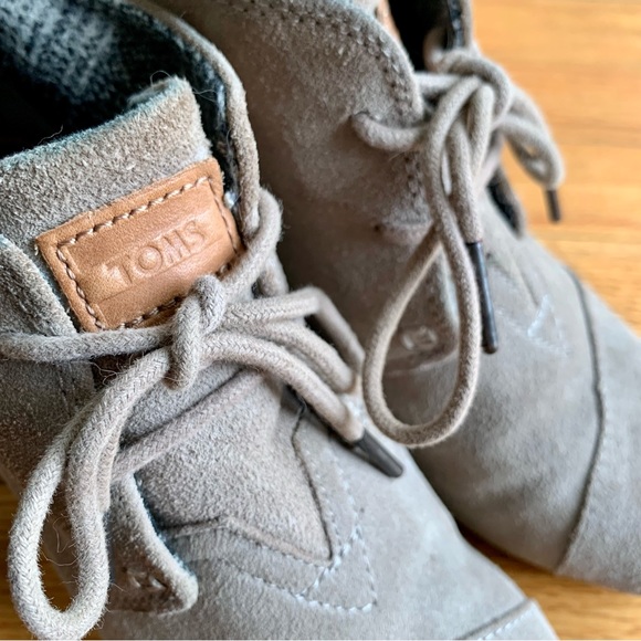Toms beige Desert Wedge booties - Picture 2 of 9